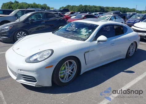 2015 Porsche Panamera E-Hybrid S из США, поврежденный, VIN WP0AD2A70FL040943